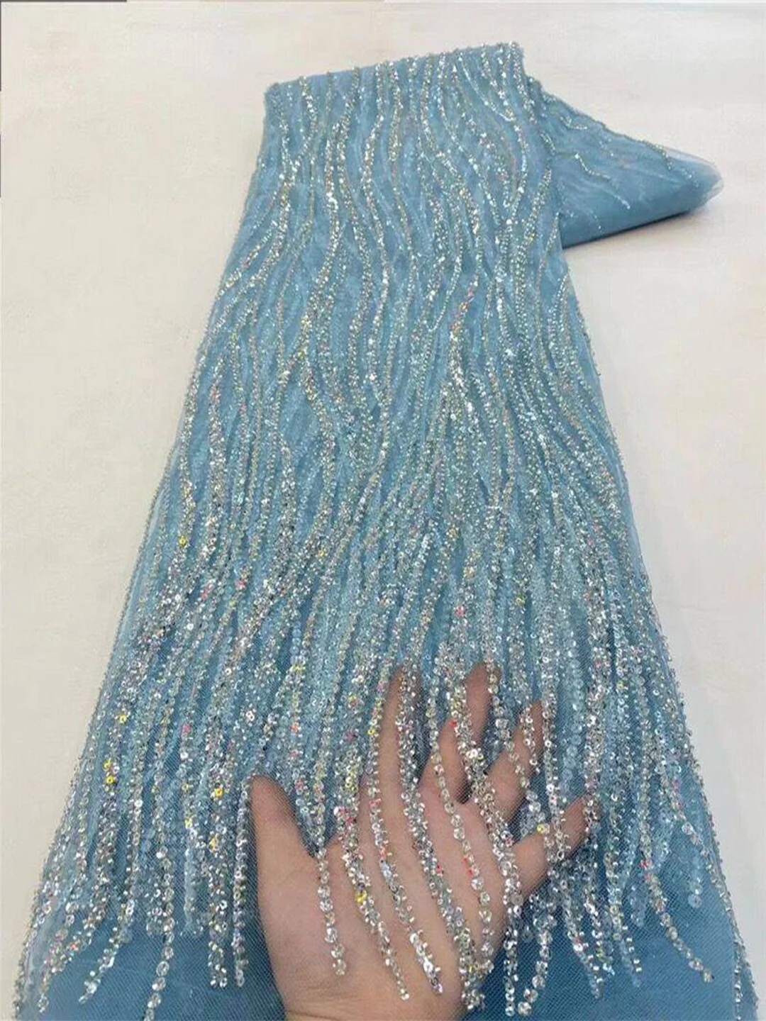 Goldfarbener Afrika-Stickerei- – Glitter Tablecloth Bewertung und Preis
