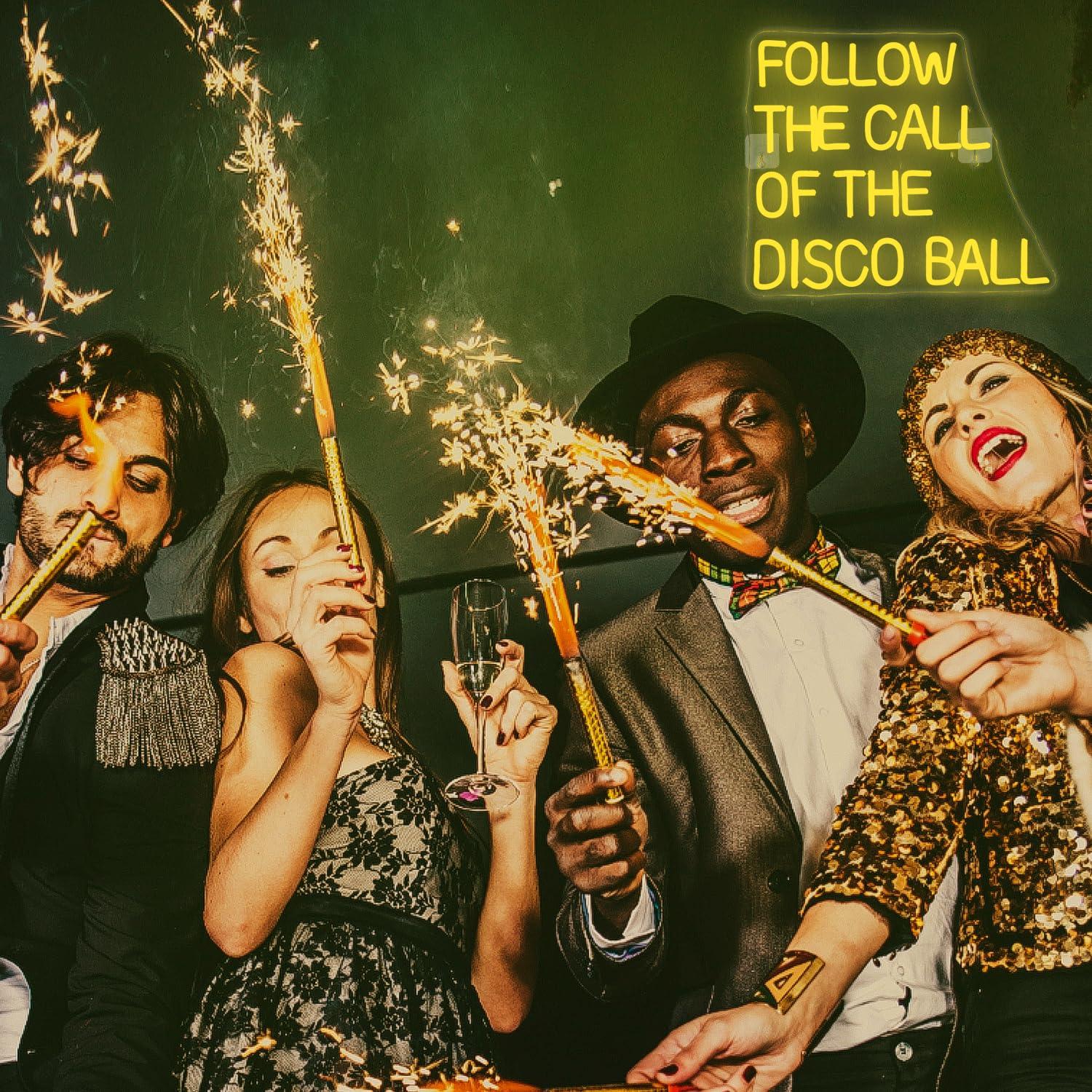 Folgen Sie dem Ruf der Discoku – Neon Sign Party Bewertung und Preis